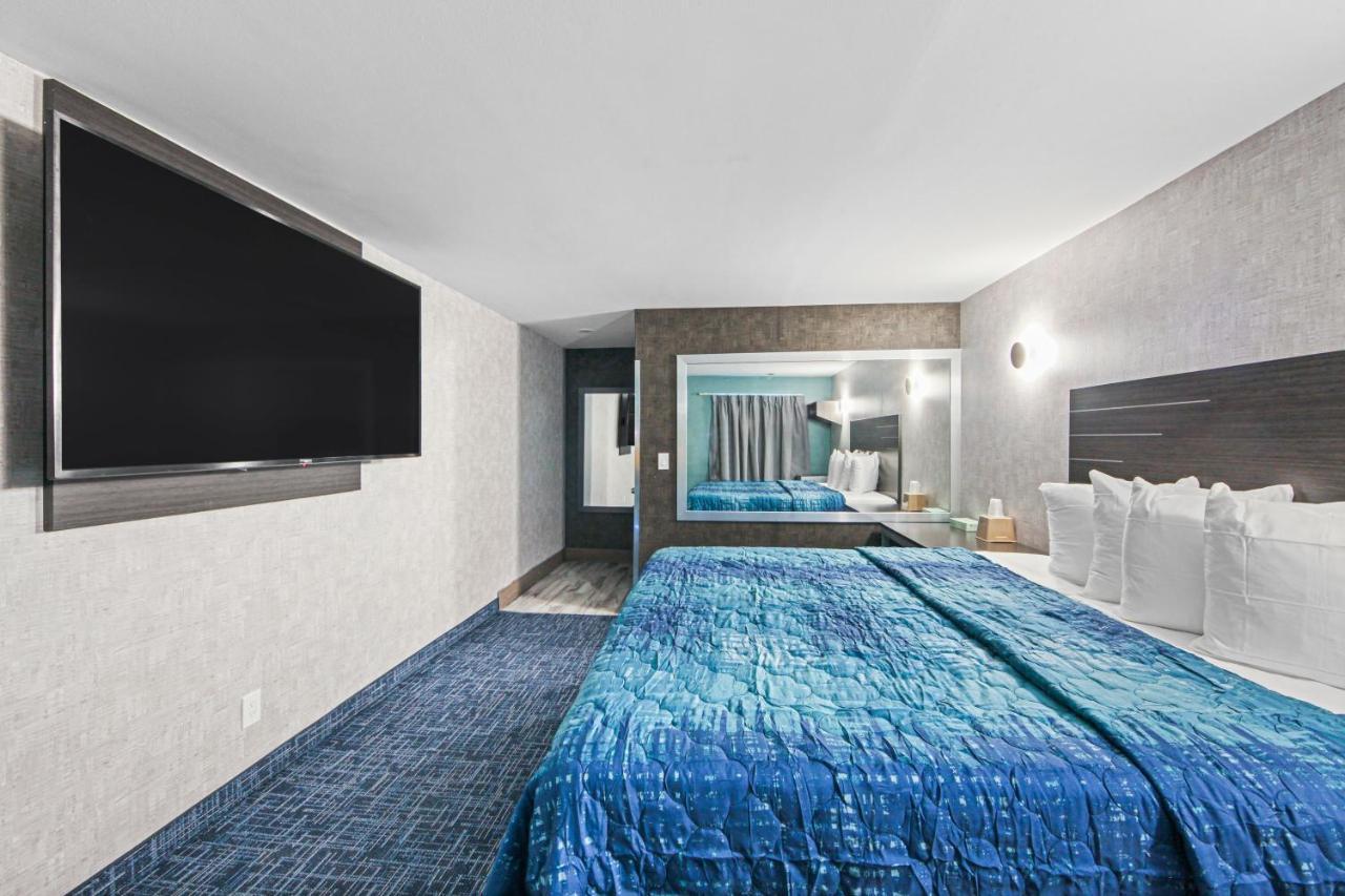 Hotel Opus Bronx Near Bay Plaza Mall Нью-Йорк Екстер'єр фото