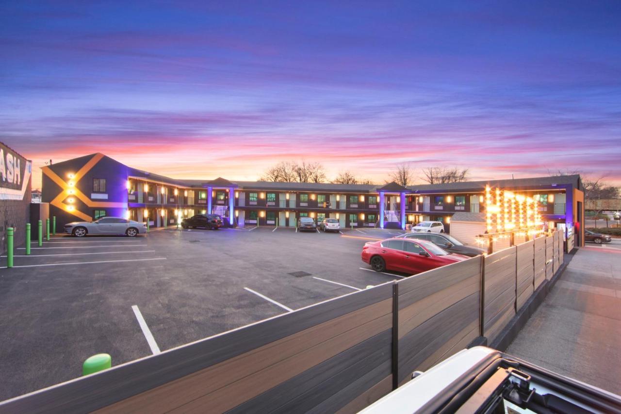 Hotel Opus Bronx Near Bay Plaza Mall Нью-Йорк Екстер'єр фото