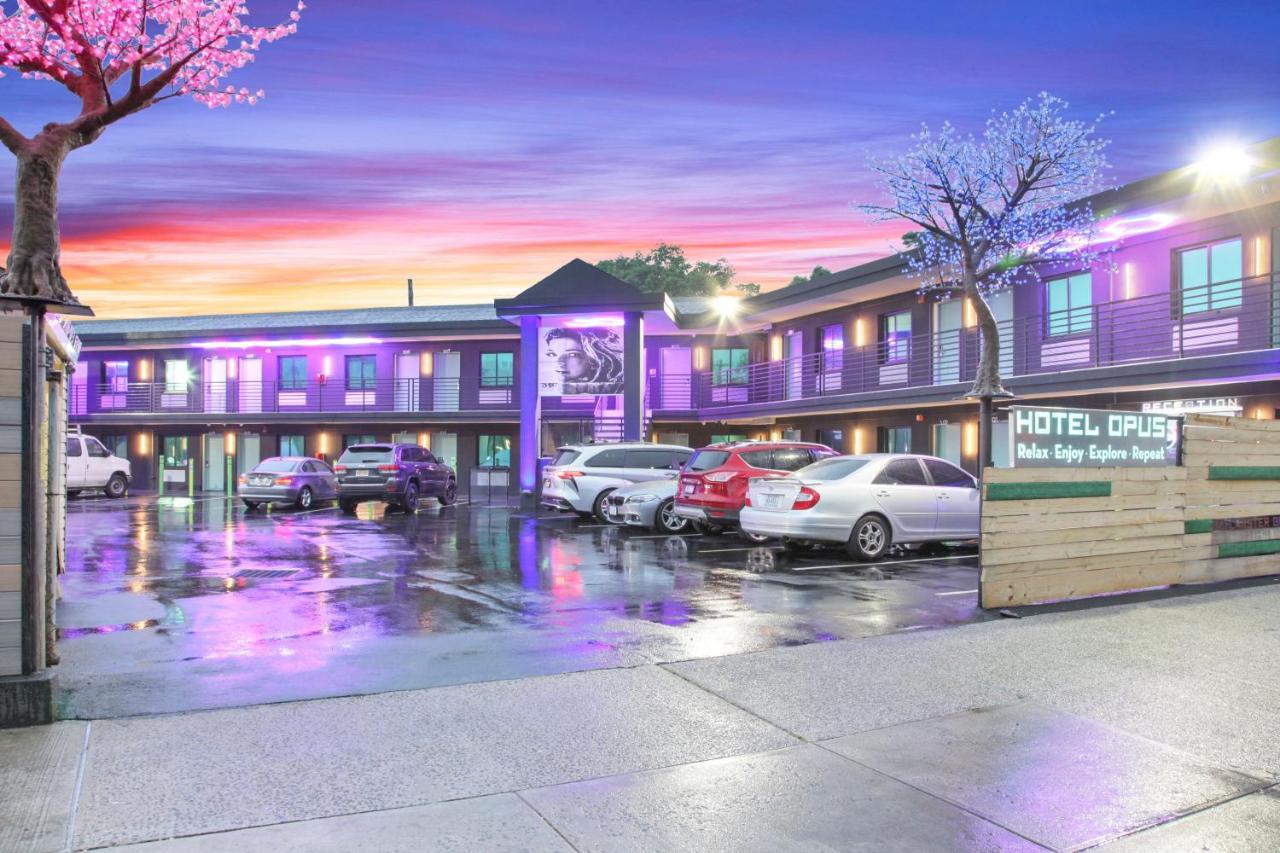 Hotel Opus Bronx Near Bay Plaza Mall Нью-Йорк Екстер'єр фото