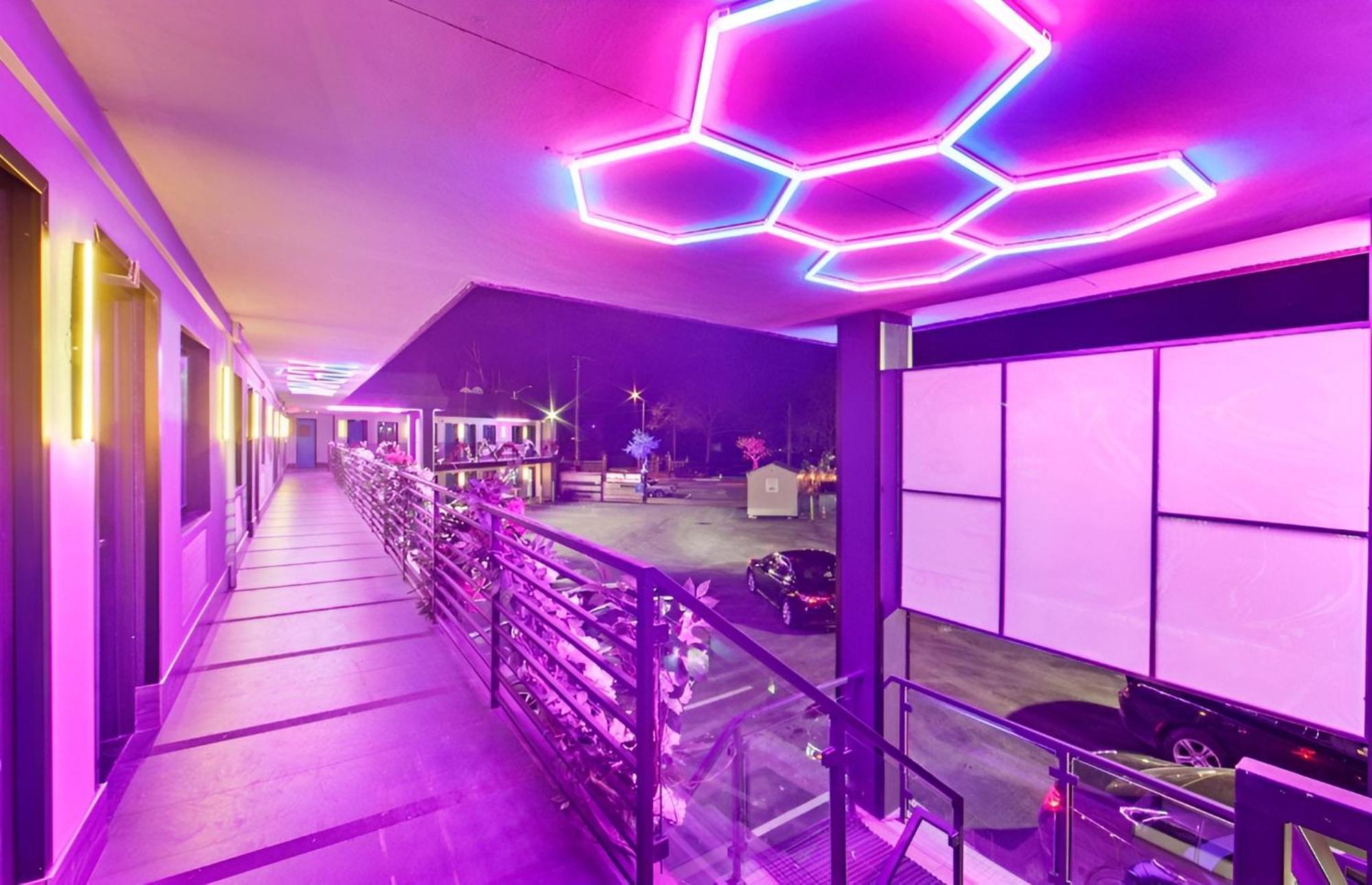 Hotel Opus Bronx Near Bay Plaza Mall Нью-Йорк Екстер'єр фото